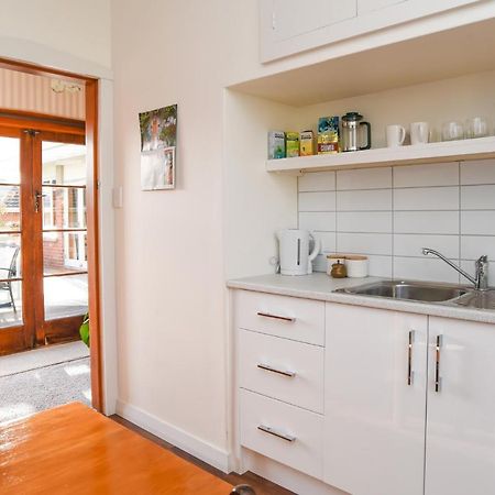 Sunny Mornington 2 Bedroom Guest Suite Dunedin Exteriör bild